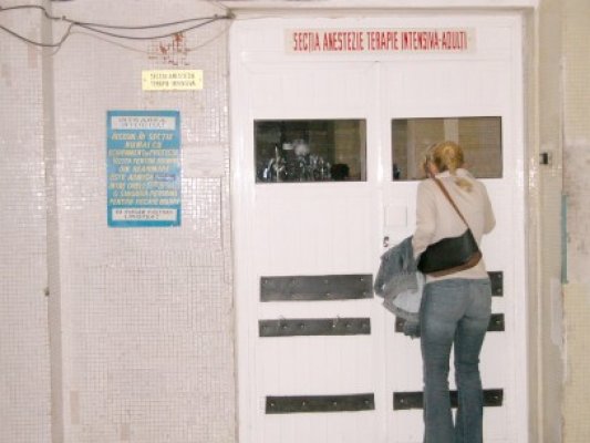 Bătrânul care a ajuns la spital după ce a traversat strada neregulamentar a decedat